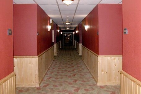 Edgewater Hotel Gatlinburg - Image 33