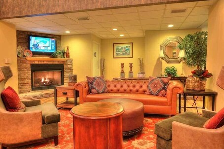 Edgewater Hotel Gatlinburg - Image 32