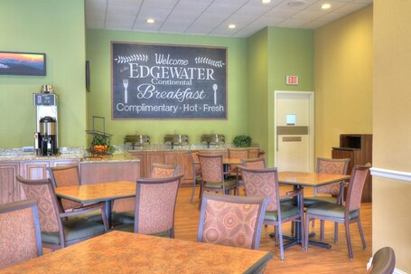 Edgewater Hotel Gatlinburg - Image 64