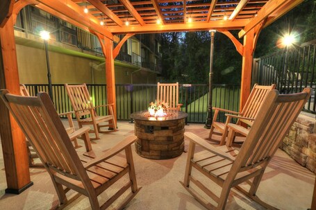 Edgewater Hotel Gatlinburg - Image 39