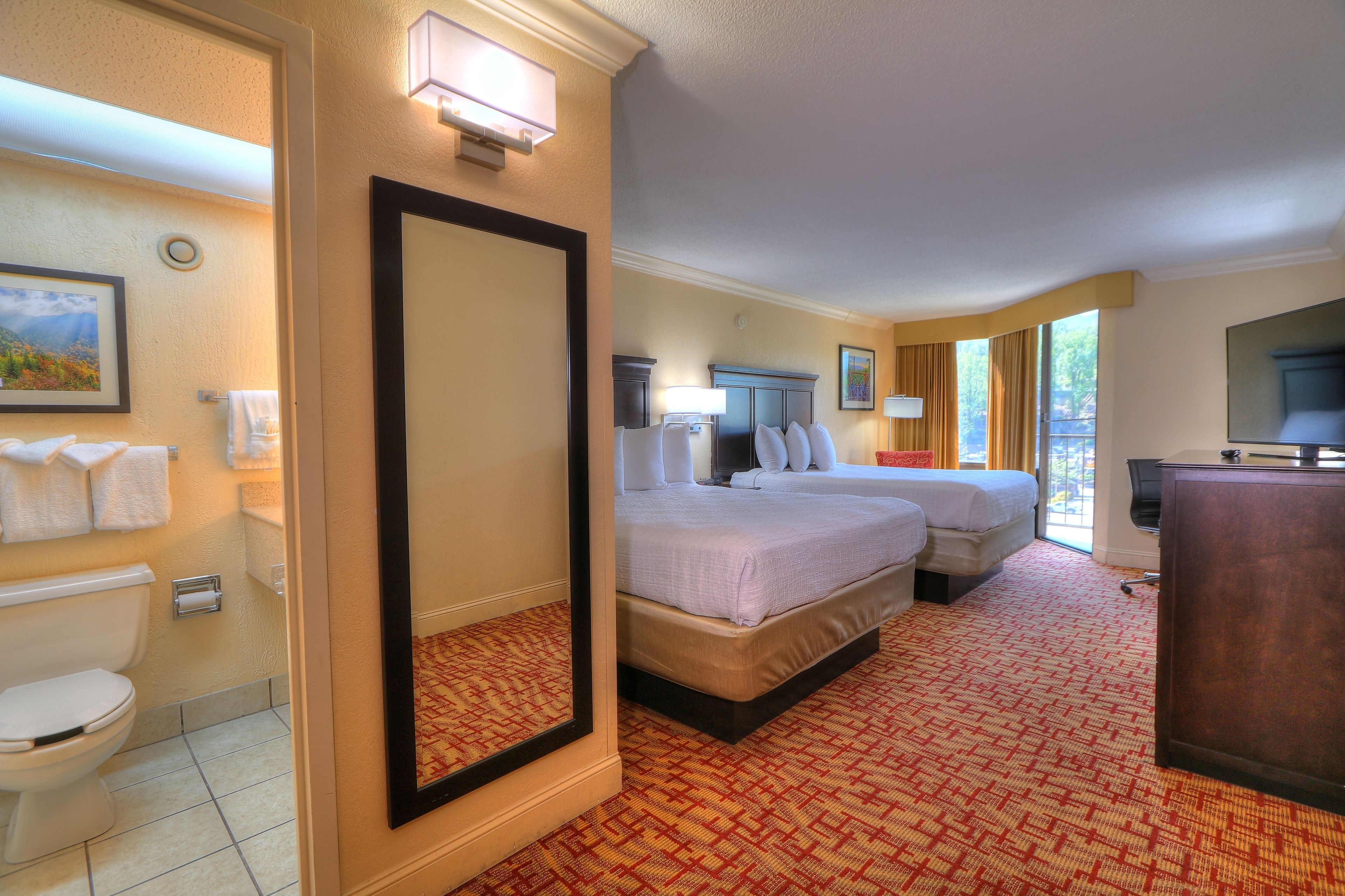 1 bedroom, desk, iron/ironing board, free wifi