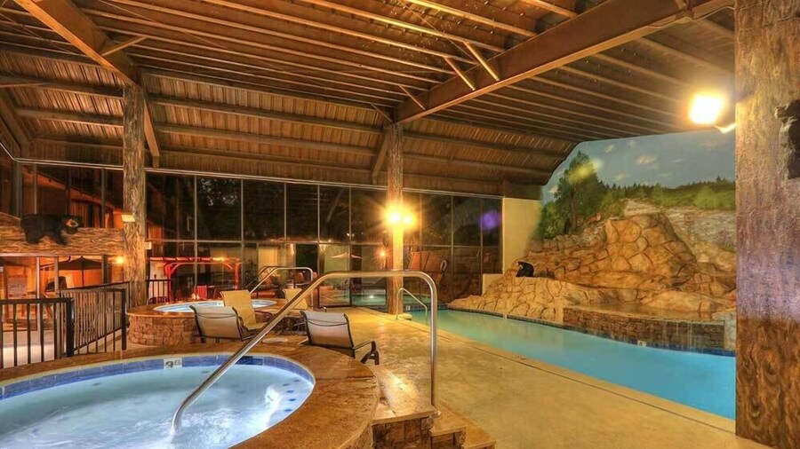 Edgewater Hotel - Gatlinburg