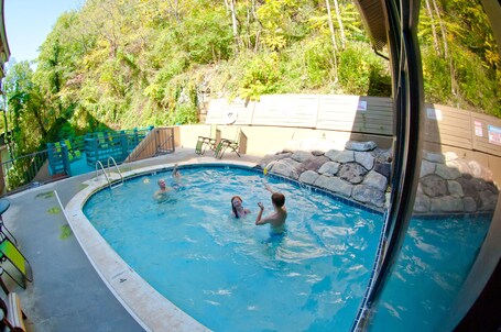 Edgewater Hotel Gatlinburg - Image 45