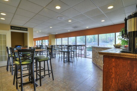 Edgewater Hotel Gatlinburg - Image 23