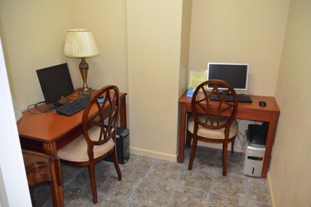 Edgewater Hotel Gatlinburg - Image 30