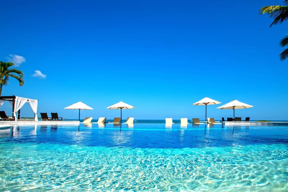 Velero Beach Resort