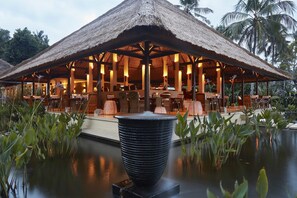 Breakfast, lunch, dinner served; pool views