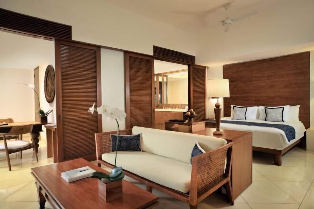 Minibar, in-room safe, iron/ironing board, free cribs/infant beds