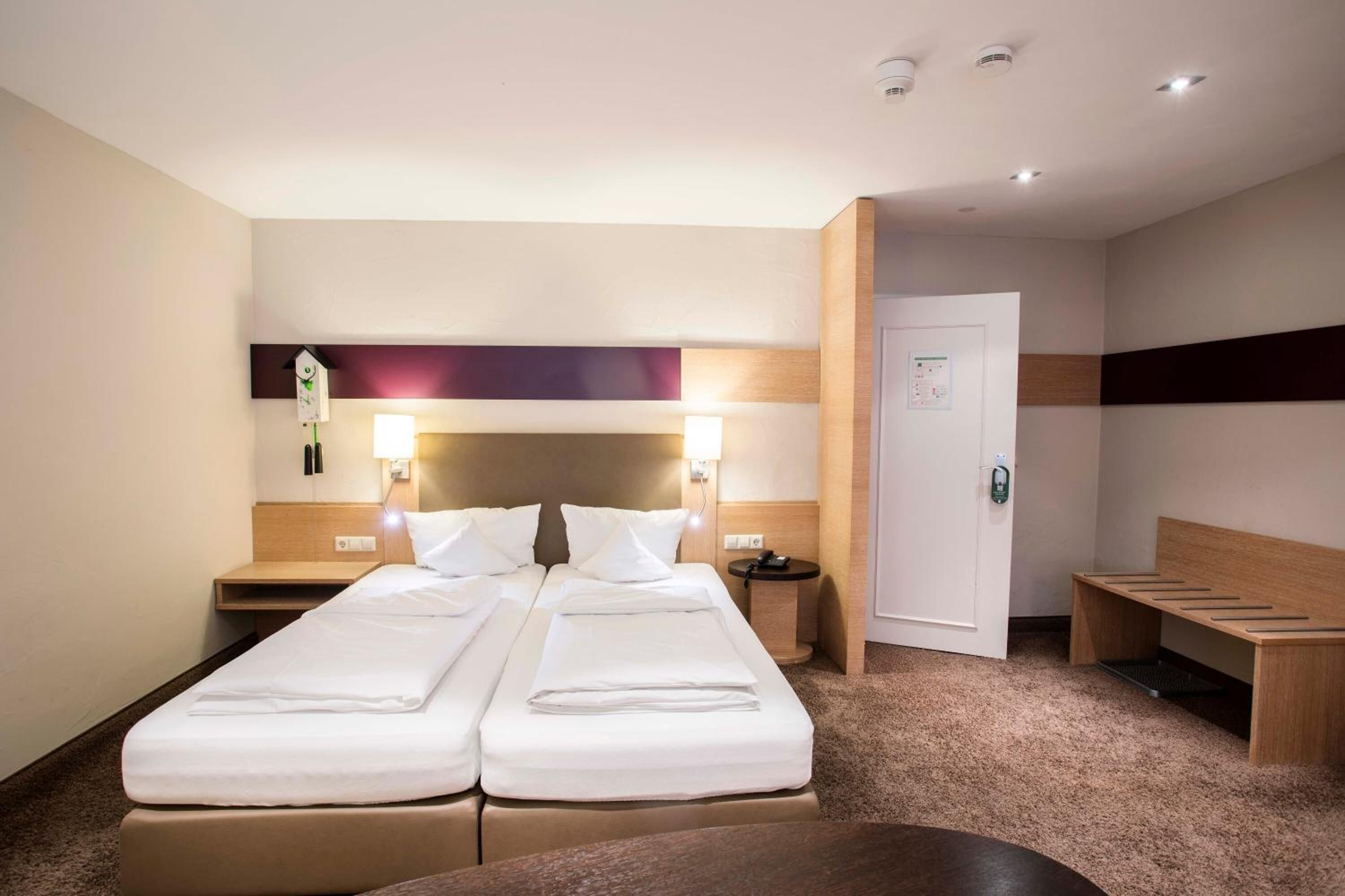 minibar, in-room safe, desk, rollaway beds