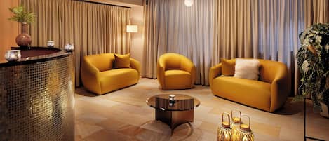 Sauna, bilik wap, rawatan badan, aromaterapi, urut tuaman batu