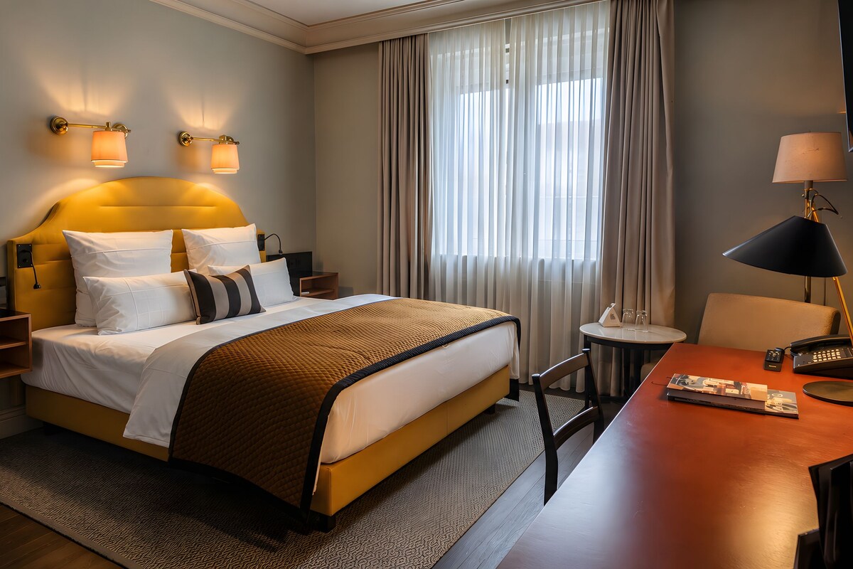 Doppelzimmer Cozy | Hypo-allergenic bedding available, minibar, in-room safe, desk