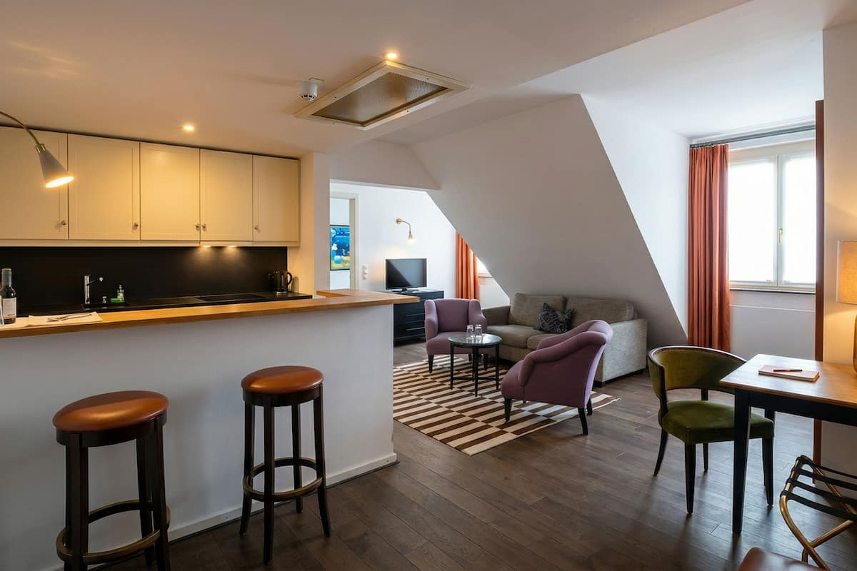 Departamento familiar | Ropa de cama hipoalergénica y minibar