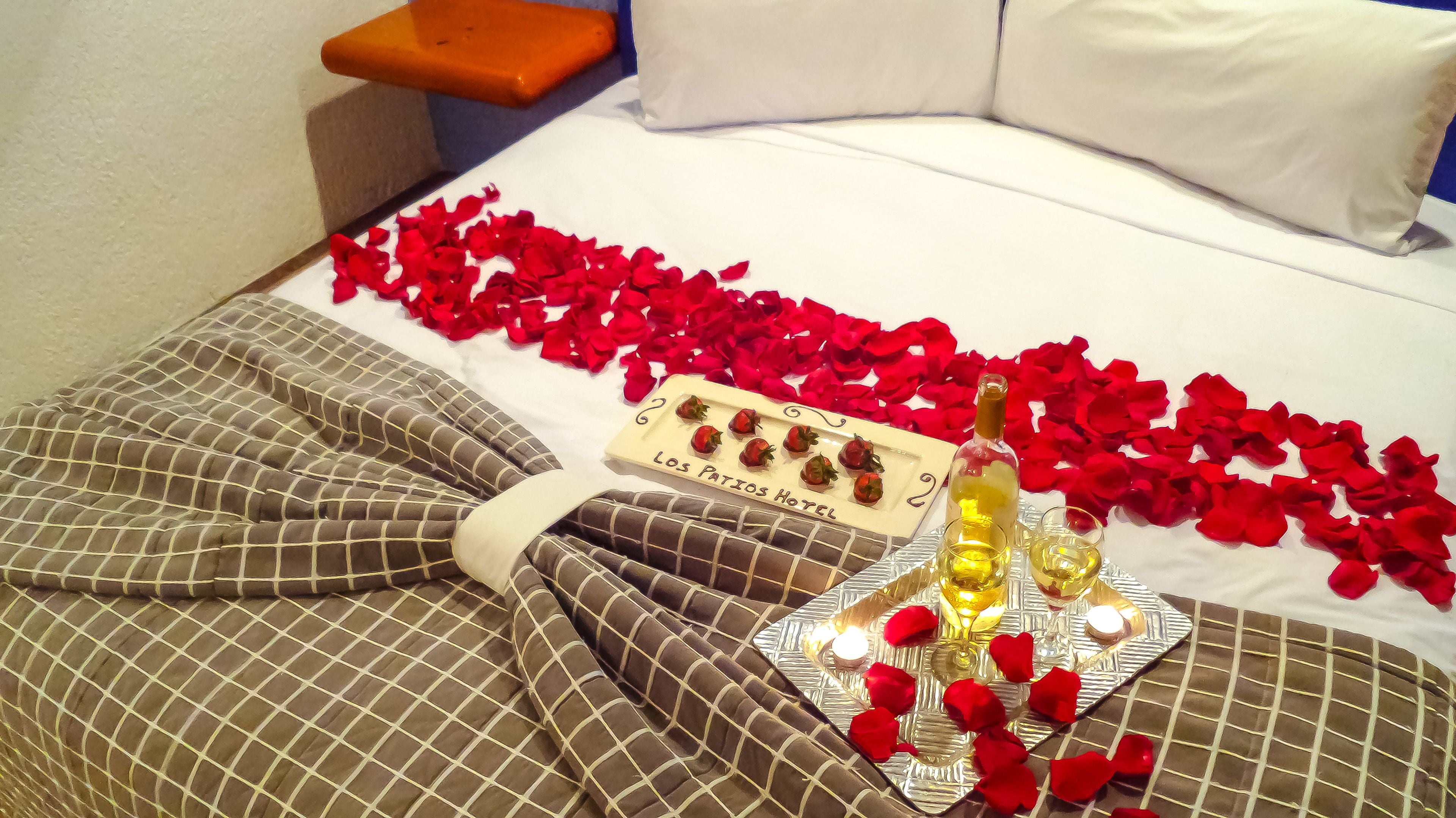 minibar, in-room safe, desk, blackout curtains