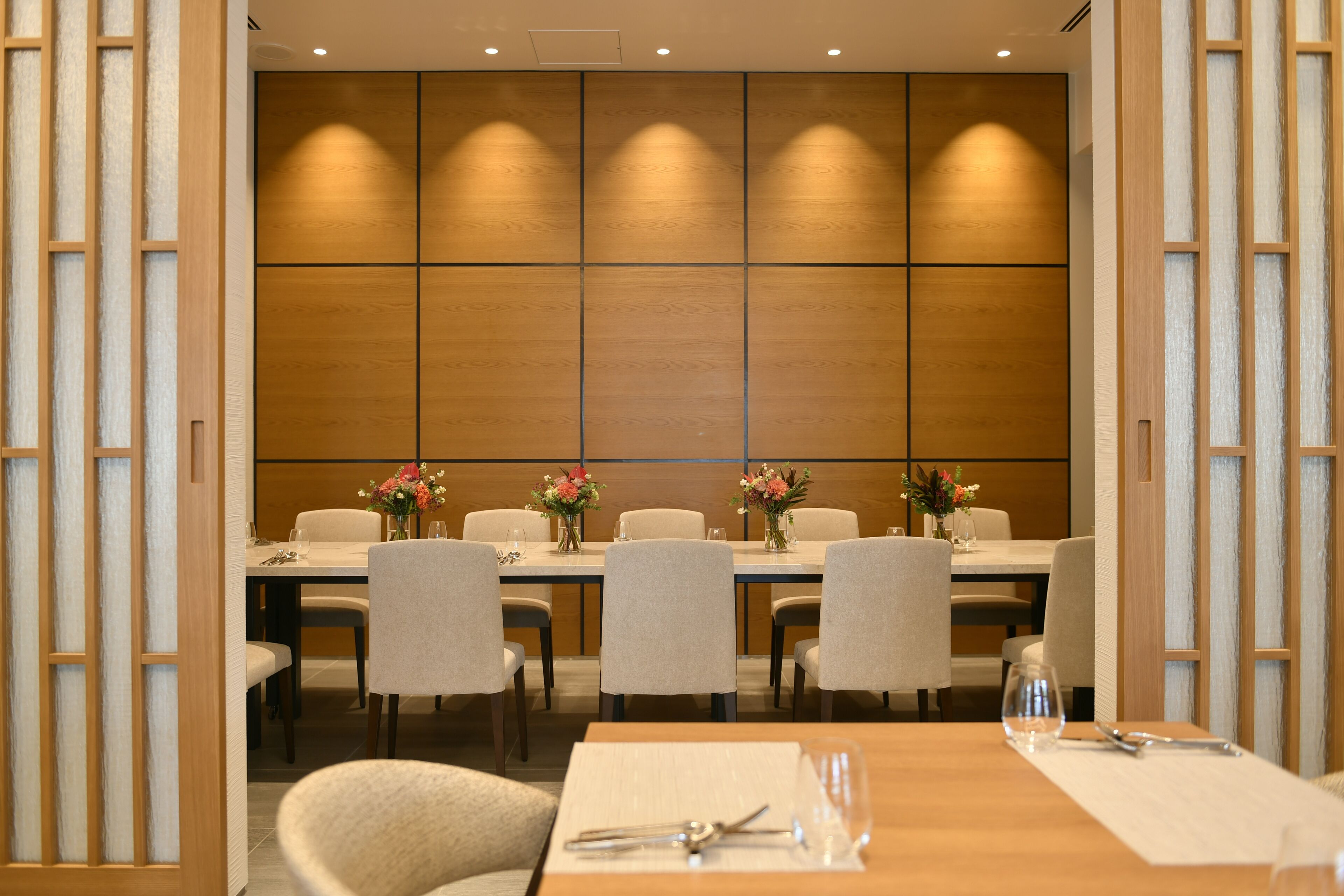 breakfast, lunch and dinner served