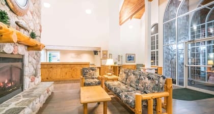 Baymont by Wyndham Baxter/Brainerd Area