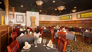 Lunch and dinner served - Best Western The Inn At The Fairgrounds (Syracuse)
