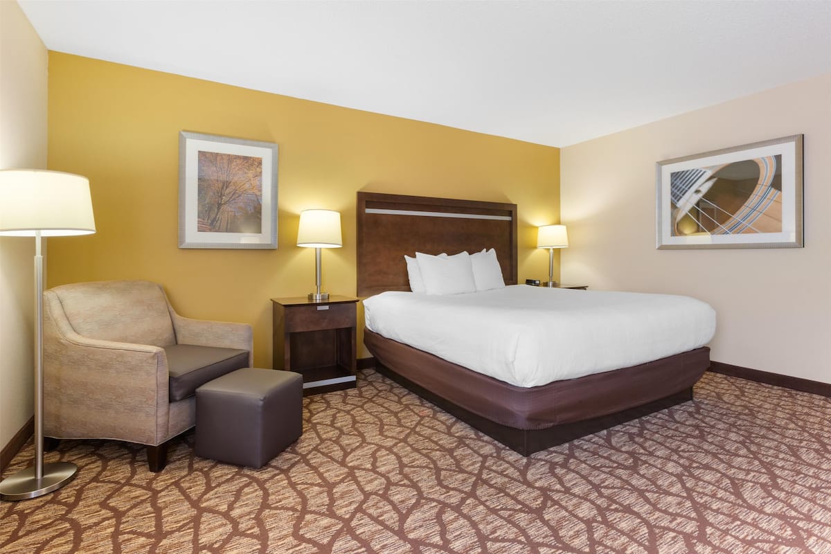 Premium bedding, Select Comfort beds, desk, laptop workspace