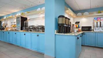 Desayuno buffet incluido todos los días