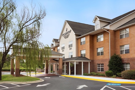 Exterior. Country Inn & Suites by Radisson, Charlotte University Place, NC