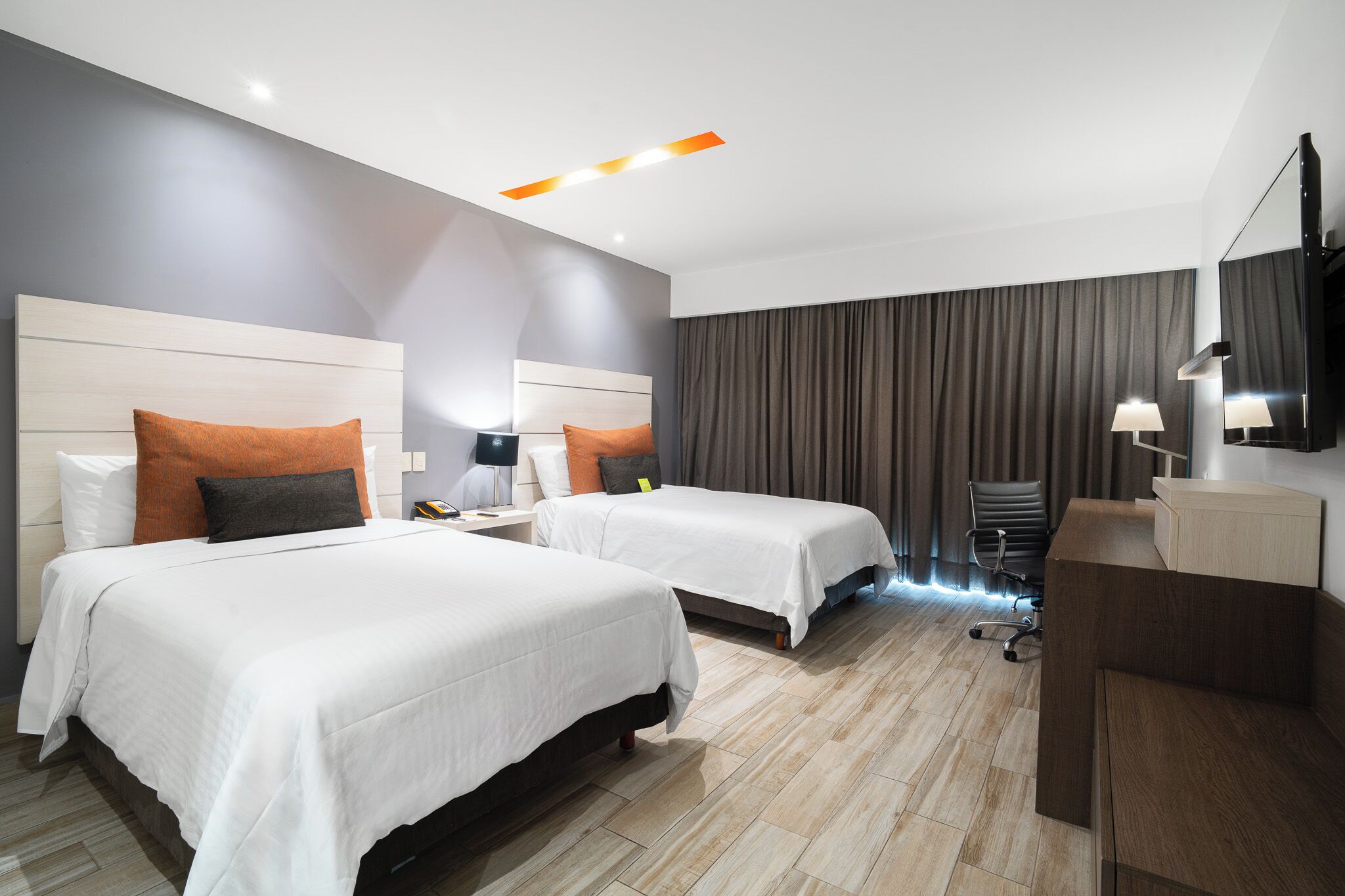 Premium bedding, in-room safe, desk, blackout curtains