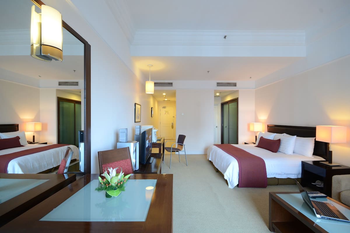 In-room safe, desk, soundproofing, iron/ironing board