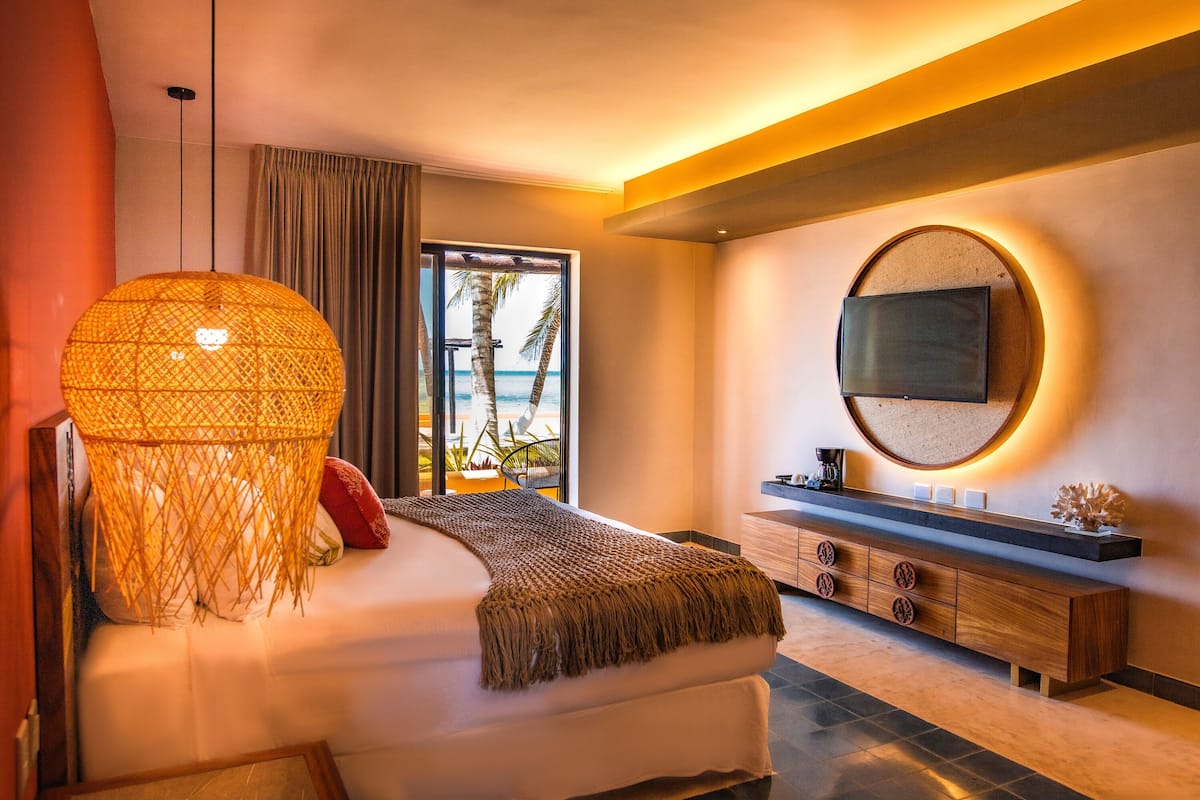 Kamar Premium, 1 Tempat Tidur King, pemandangan samudra | Pemandangan pantai/laut