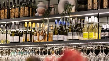 Bar (in der Unterkunft)