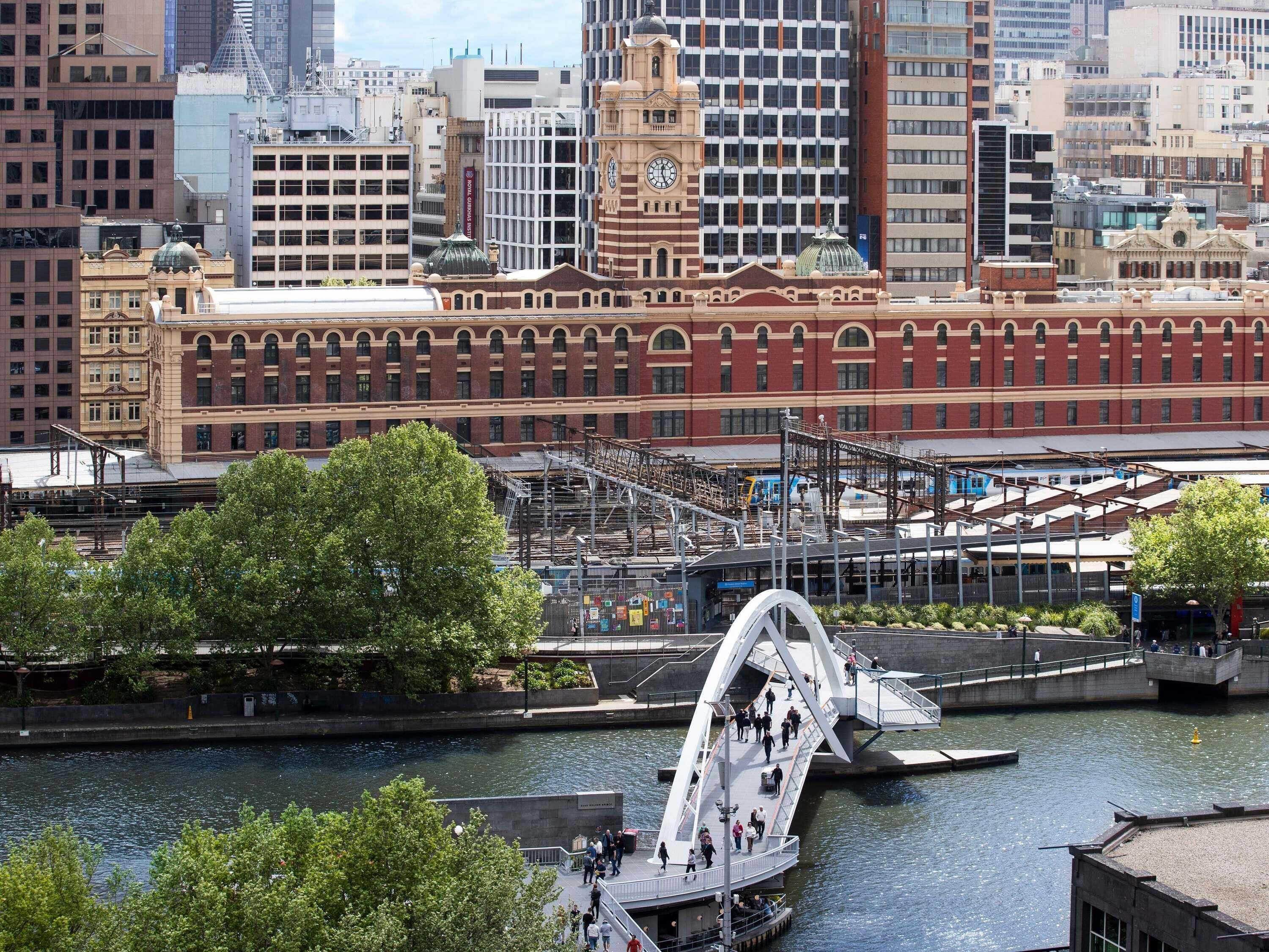 Photo - Mercure Melbourne Southbank