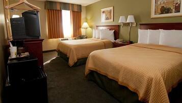 Desk, rollaway beds, free WiFi