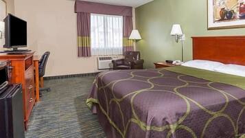 Desk, rollaway beds, free WiFi