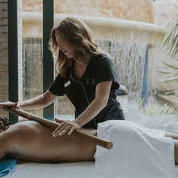 Espace de soins pour les couples, hammam, soins corporels
