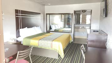 Standard Room, 1 King Bed, Refrigerator & Microwave | Desk, free WiFi, bed sheets