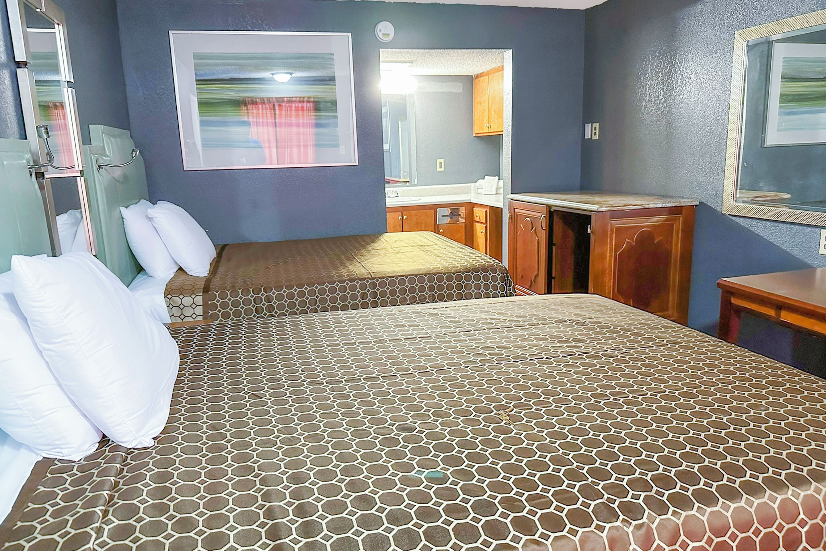 Standard Room, 2 Double Beds, Non Smoking | Desk, bed sheets