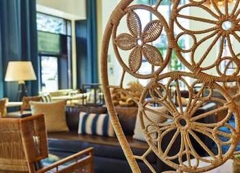 Sitting area in hotel lobby at Hotel Republic San Diego, Autograph Collection