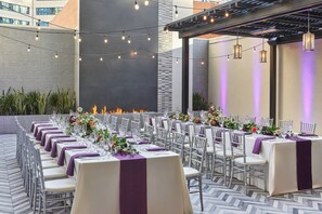 Reception - Hotel Republic San Diego, Autograph Collection (San Diego)