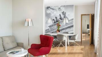 1 Schlafzimmer, Allergikerbettwaren, Pillowtop-Betten, Minibar