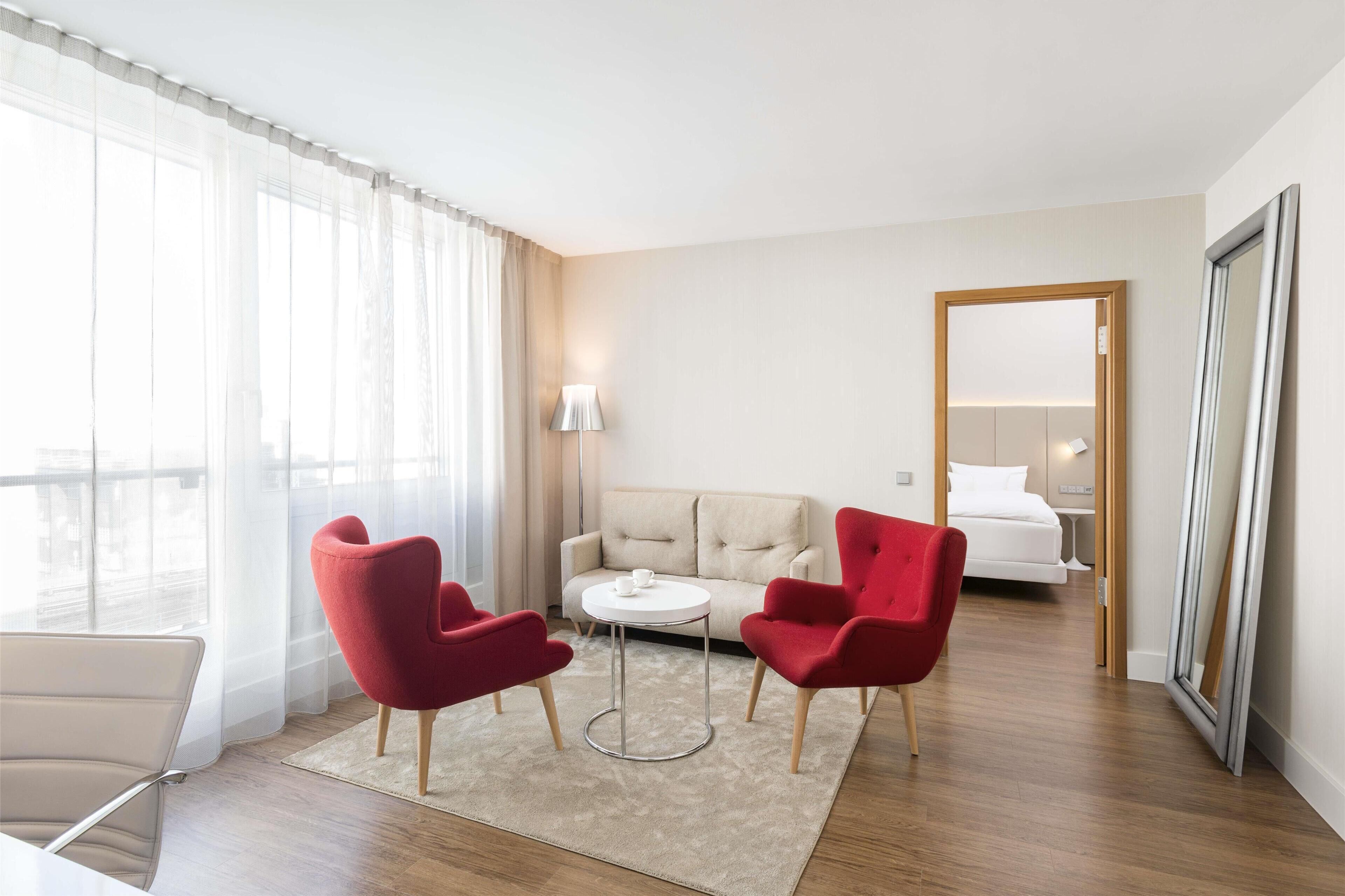 1 bedroom, hypo-allergenic bedding, pillow-top beds, minibar