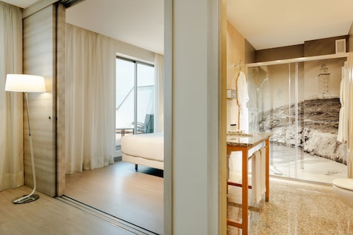 Hesperia A Coruña Centro