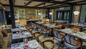 Restaurant - The Lakehouse Cameron Highlands (Ringlet)