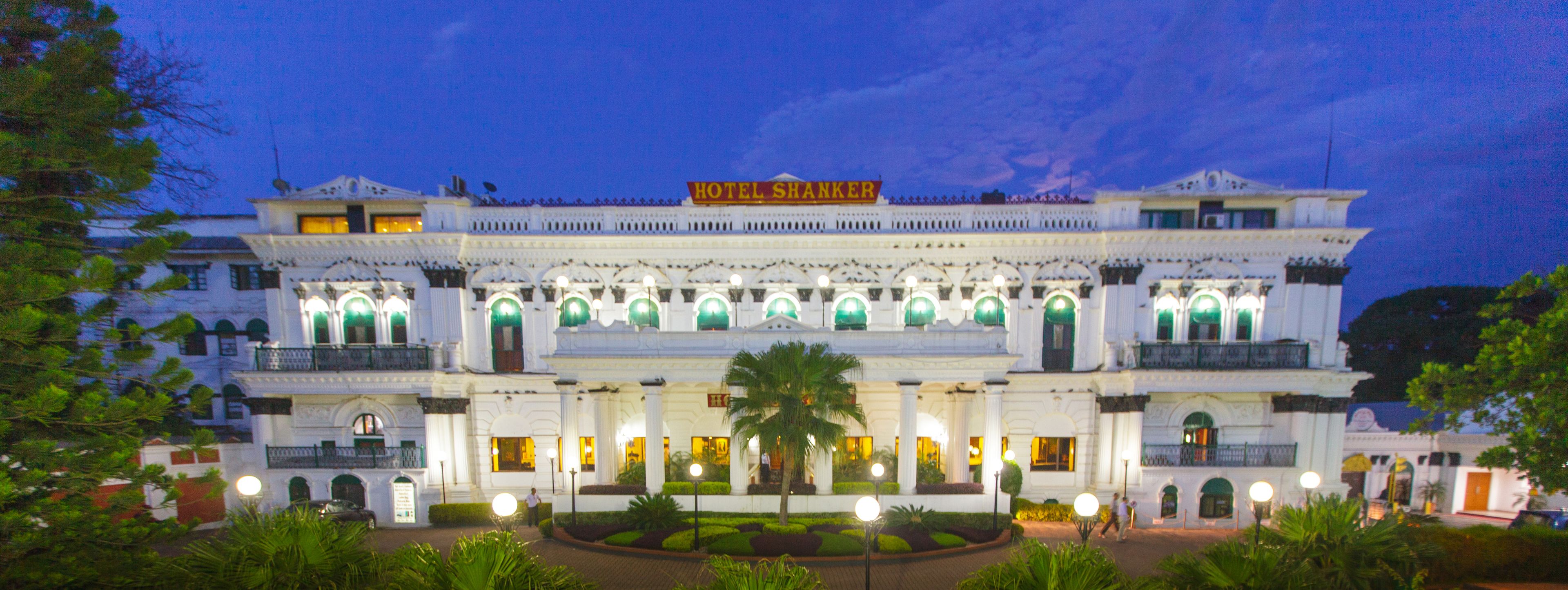 Façade de l’hébergement - soirée/nuit