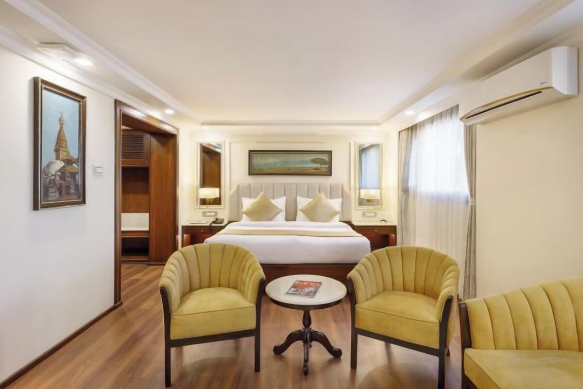 1 bedroom, premium bedding, minibar, in-room safe