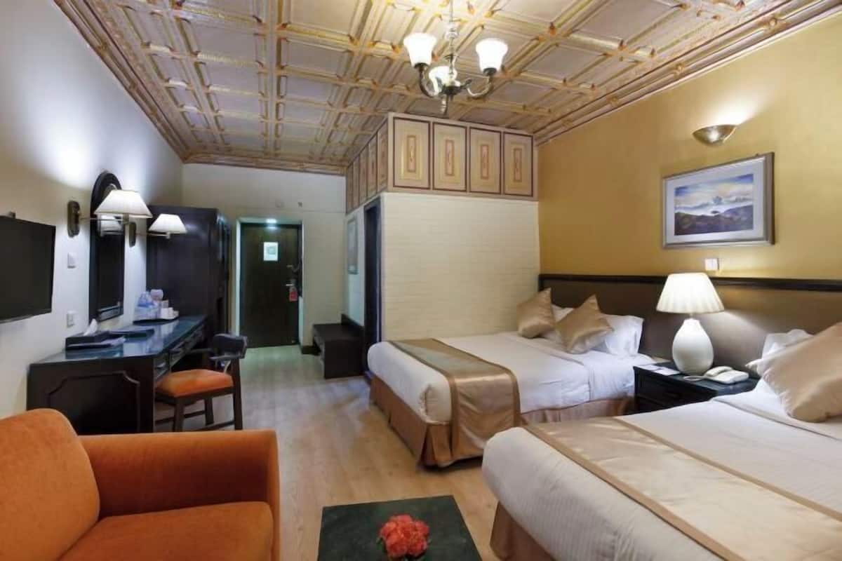 1 bedroom, premium bedding, minibar, in-room safe