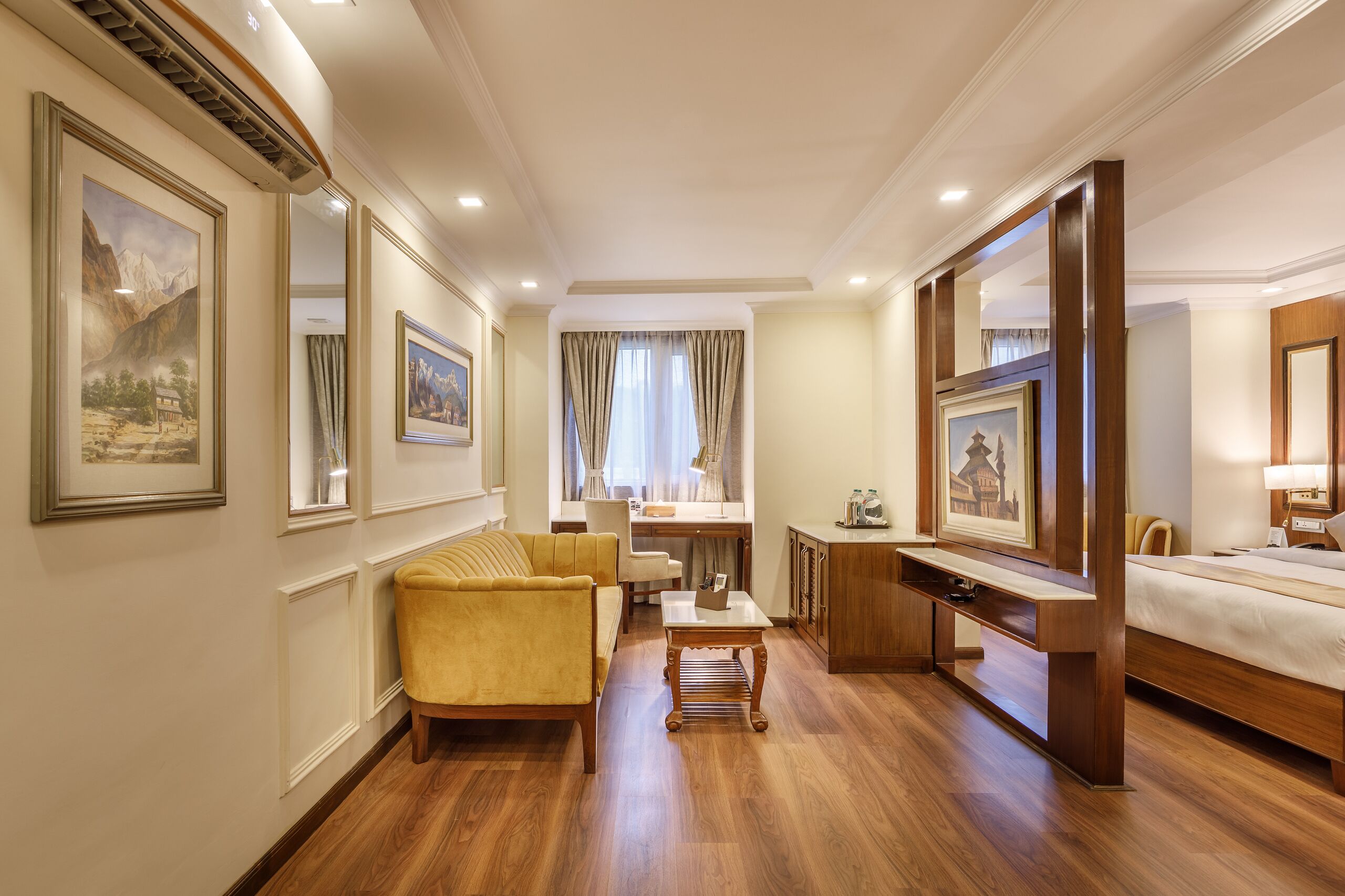 suite | living area | 24-inch lcd tv with cable channels, tv