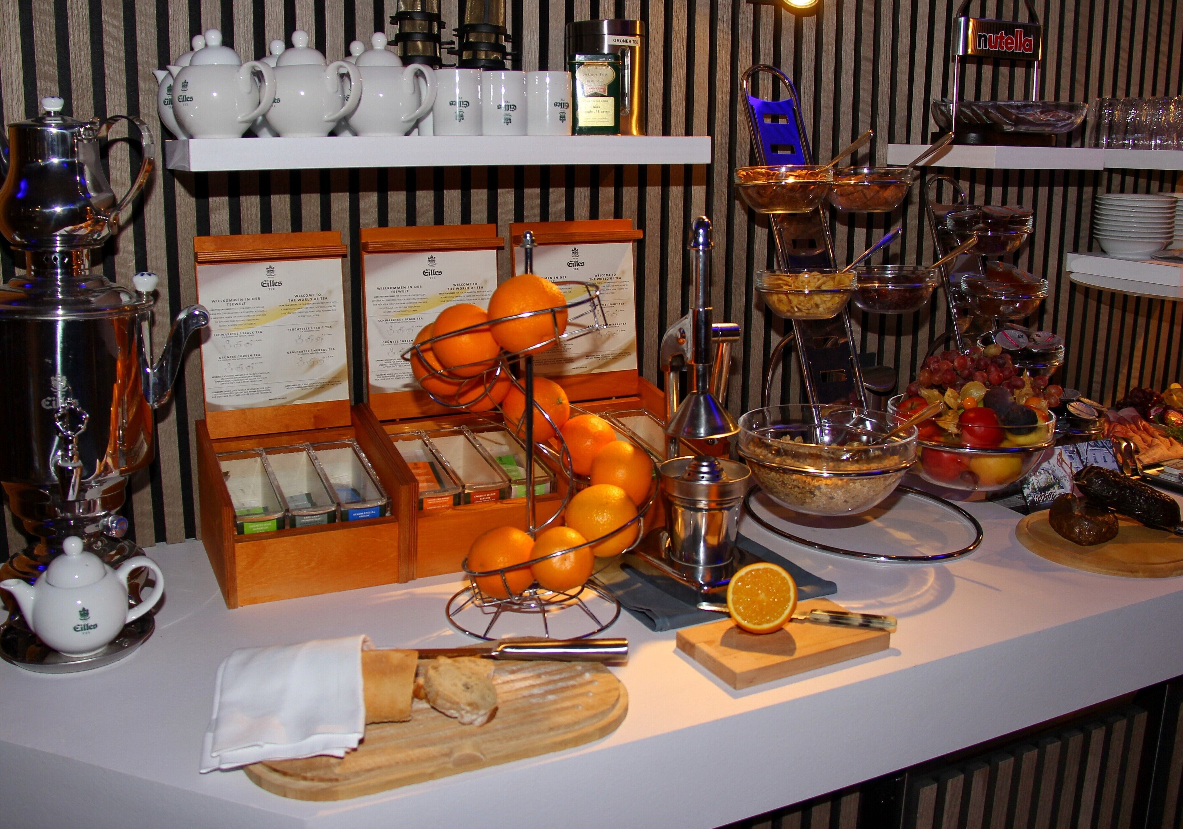 free daily self-service breakfast