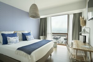 1 bedroom, premium bedding, down comforters, minibar