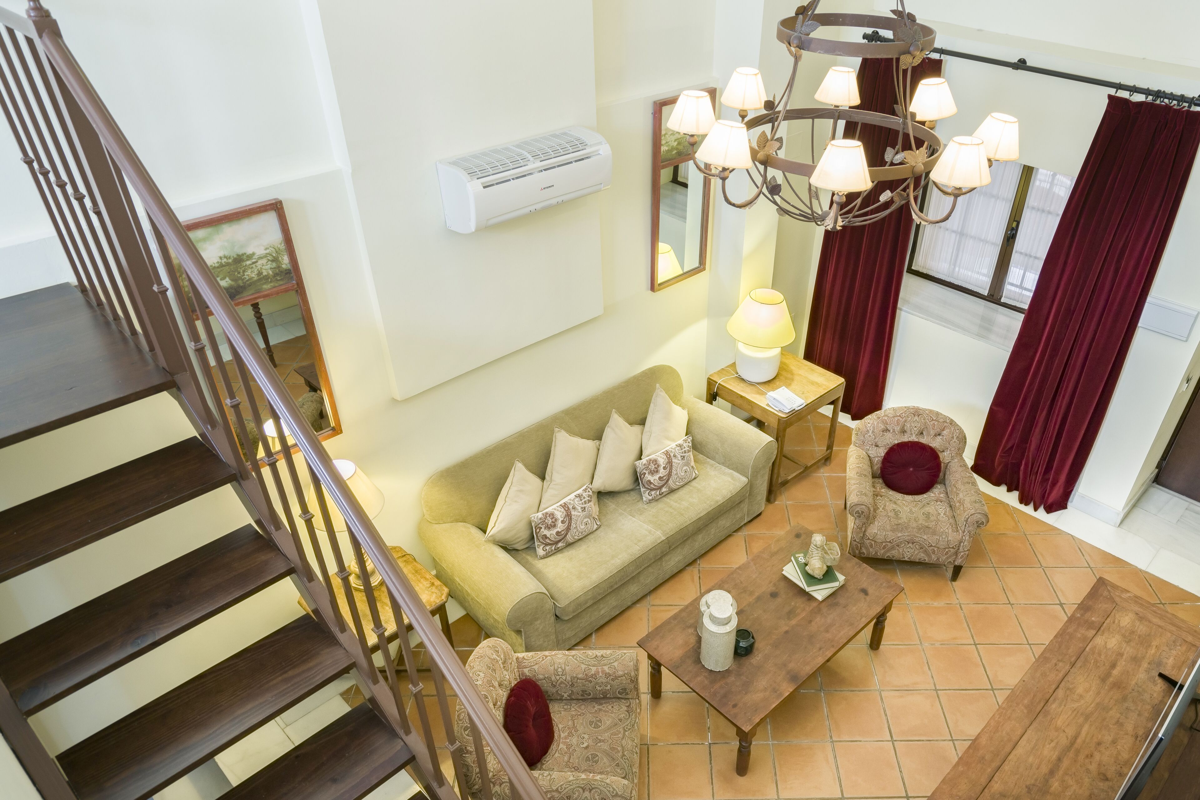 32-inch flat-screen tv with satellite channels, tv