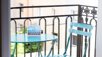 Habitación doble superior, balcón | Balcón