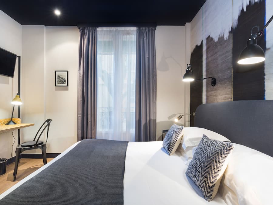 In-room safe, blackout drapes, soundproofing, free WiFi