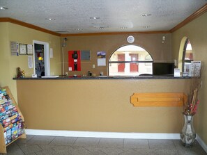 Check-in/check-out kiosk