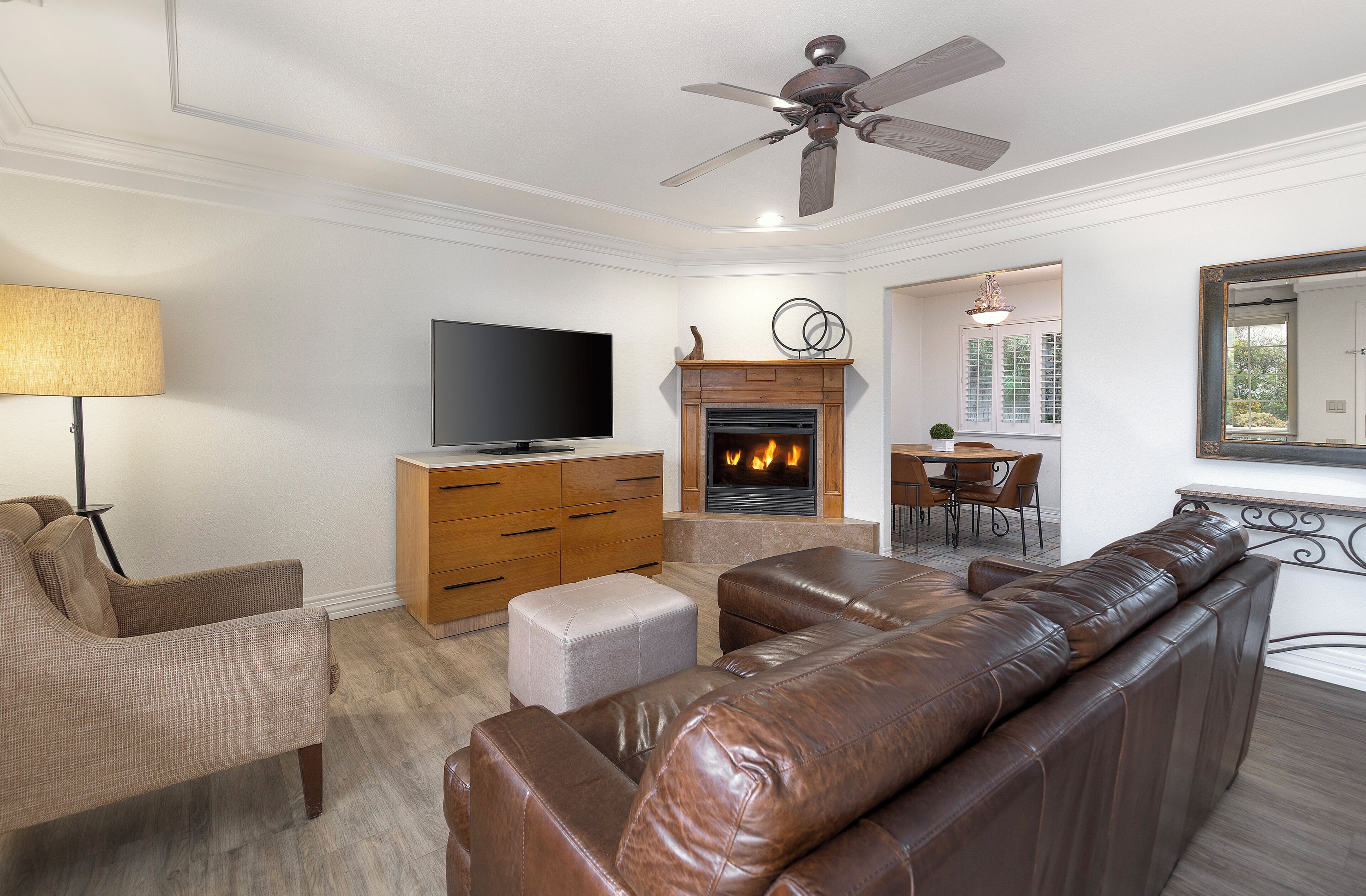 Family Suite | Premium bedding, pillow-top beds, iron/ironing board, free WiFi